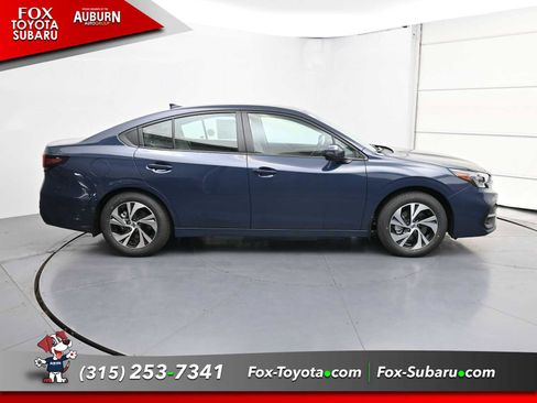 Used 2025 Subaru Legacy Premium image 13