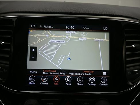 Used 2020 Jeep Grand Cherokee Limited AWD/4WD image 19