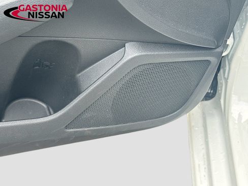 Used 2025 Nissan Altima 2.5 SV FWD image 23