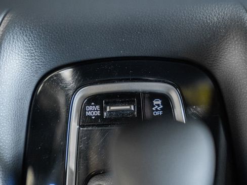 Used 2023 Toyota Corolla SE FWD image 21