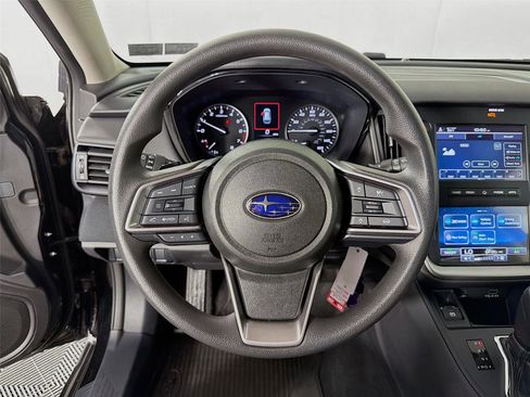 Used 2024 Subaru Outback AWD/4WD image 3