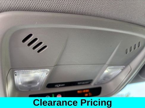 Used 2023 Chevrolet Malibu LT image 29