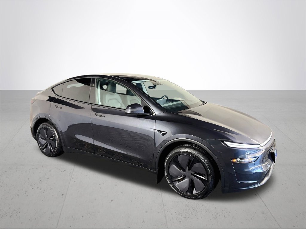 Used 2026 Tesla Model Y Long Range AWD/4WD image 4