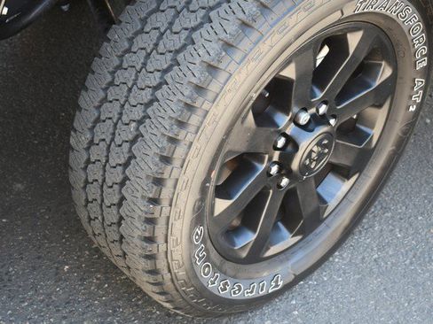 Used 2024 RAM 2500 Big Horn w/ Night Edition AWD/4WD image 11