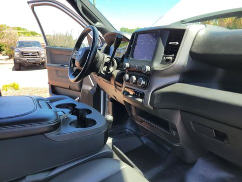 Used 2023 RAM 3500 Tradesman w/ Chrome Appearance Group AWD/4WD image 51