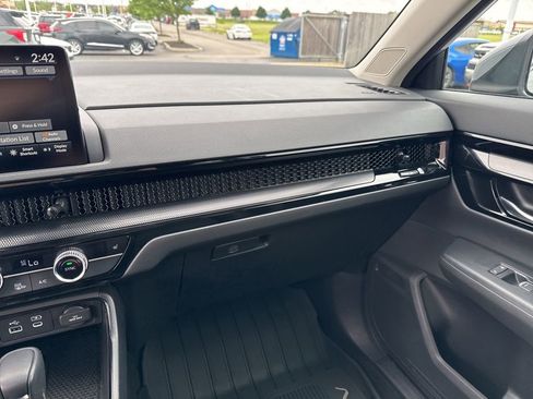 Used 2025 Honda CR-V EX-L image 27