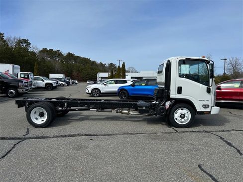 New 2025 Chevrolet Low Cab Forward 5500HG image 2