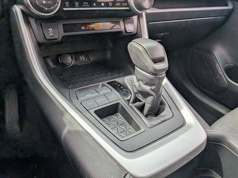 Used 2024 Toyota RAV4 XLE FWD image 11