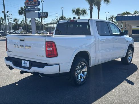 New 2026 RAM 1500 4x4 Crew Cab image 6