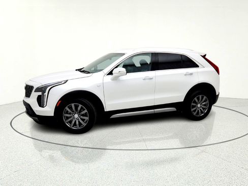 Used 2021 Cadillac XT4 Premium Luxury w/ Cold Weather Package image 2