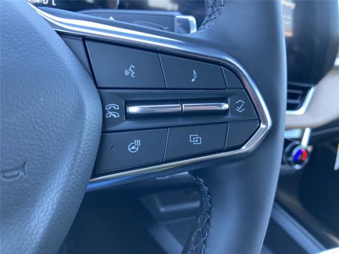 New 2026 Chevrolet Equinox ACTIV w/ LPO, Floor Liner Package image 24