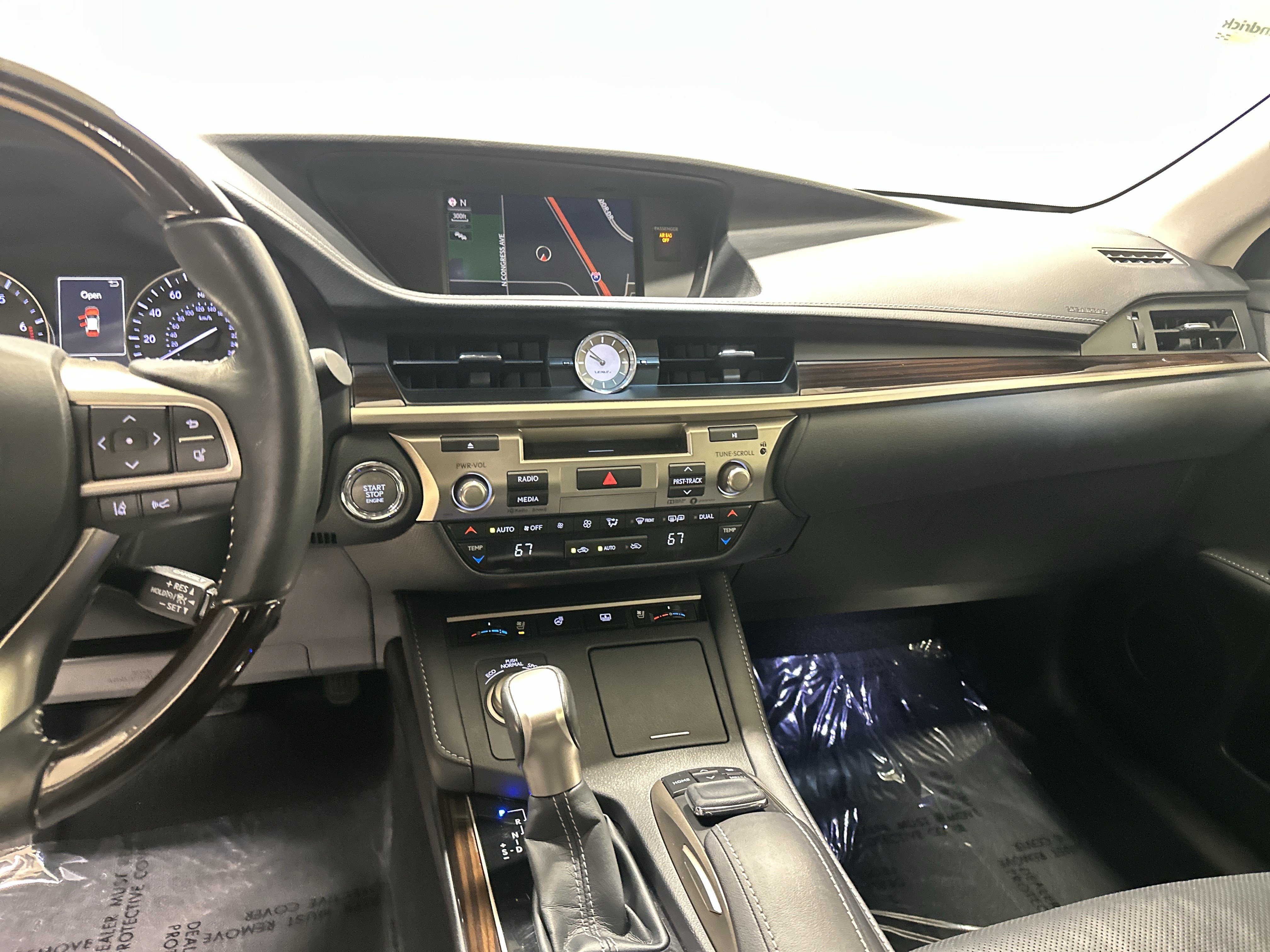 Used 2017 Lexus ES 350 w/ Luxury Package FWD image 30
