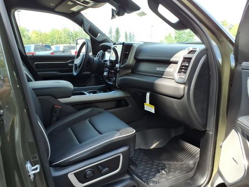 New 2027 RAM 1500 Laramie w/ Night Edition AWD/4WD image 17