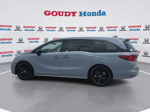 Certified 2024 Honda Odyssey Sport image 6