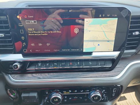 New 2025 GMC Sierra 2500 SLT w/ SLT Premium Package image 16