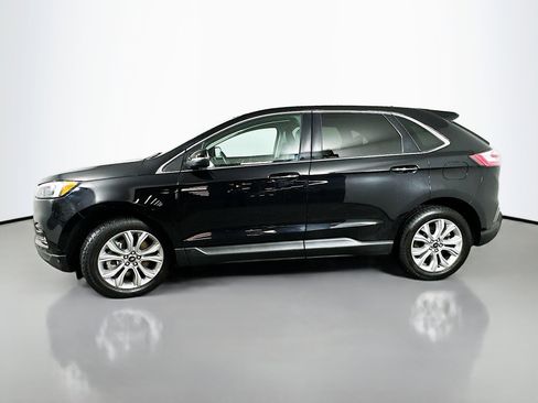 Used 2024 Ford Edge Titanium image 4