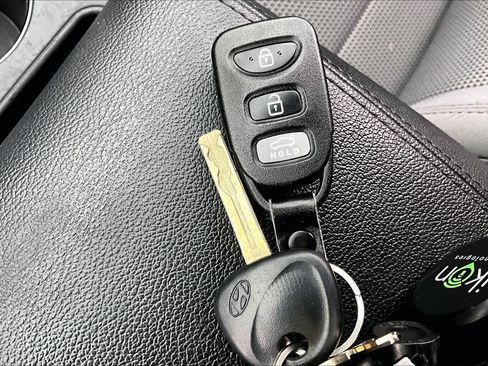 Used 2012 Hyundai Sonata GLS w/ Popular Equipment Pkg image 12