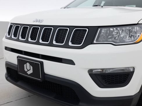 Used 2021 Jeep Compass Sport w/ Cold Weather Group AWD/4WD image 16