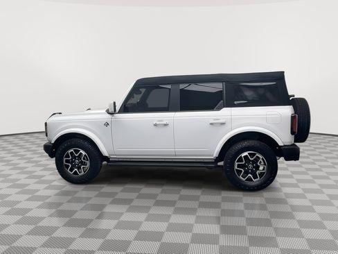 Used 2023 Ford Bronco Outer Banks image 35