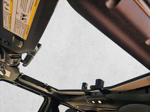 Used 2024 Jeep Wrangler Sport S image 17