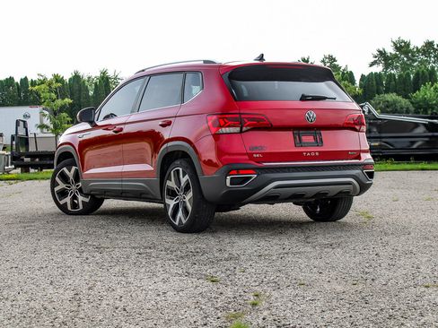 Used 2023 Volkswagen Taos SEL AWD/4WD image 7