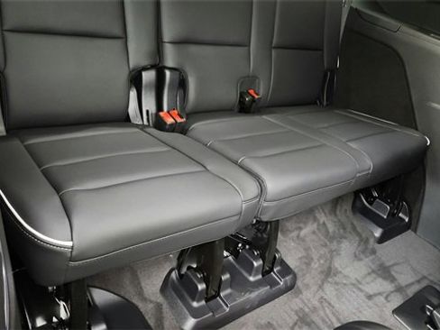 Used 2026 Cadillac Escalade Sport w/ LPO, ONYX Package image 30