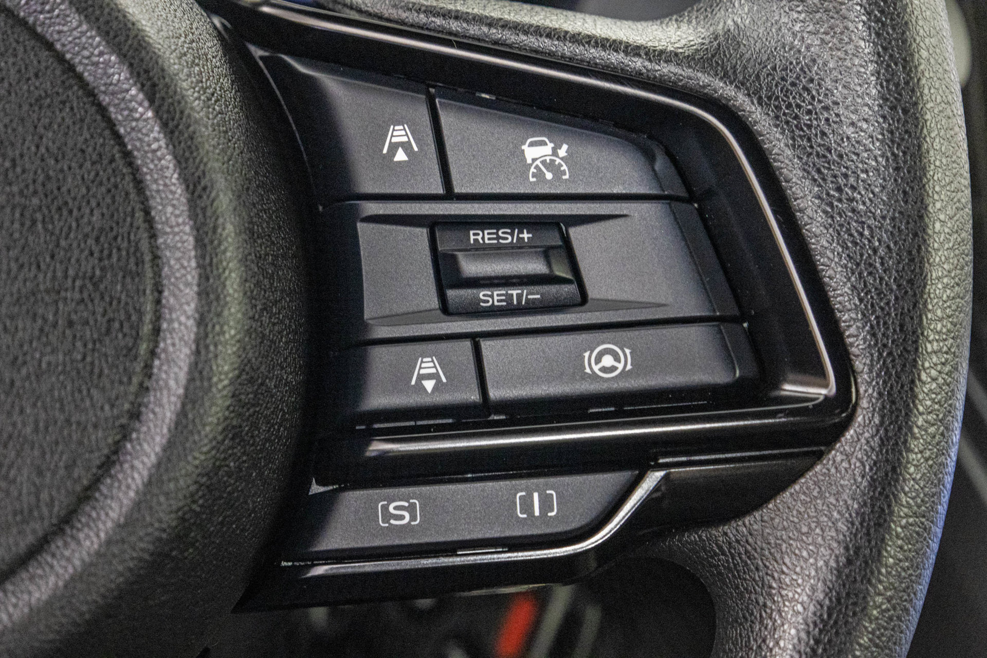 Used 2025 Subaru Forester AWD/4WD image 29