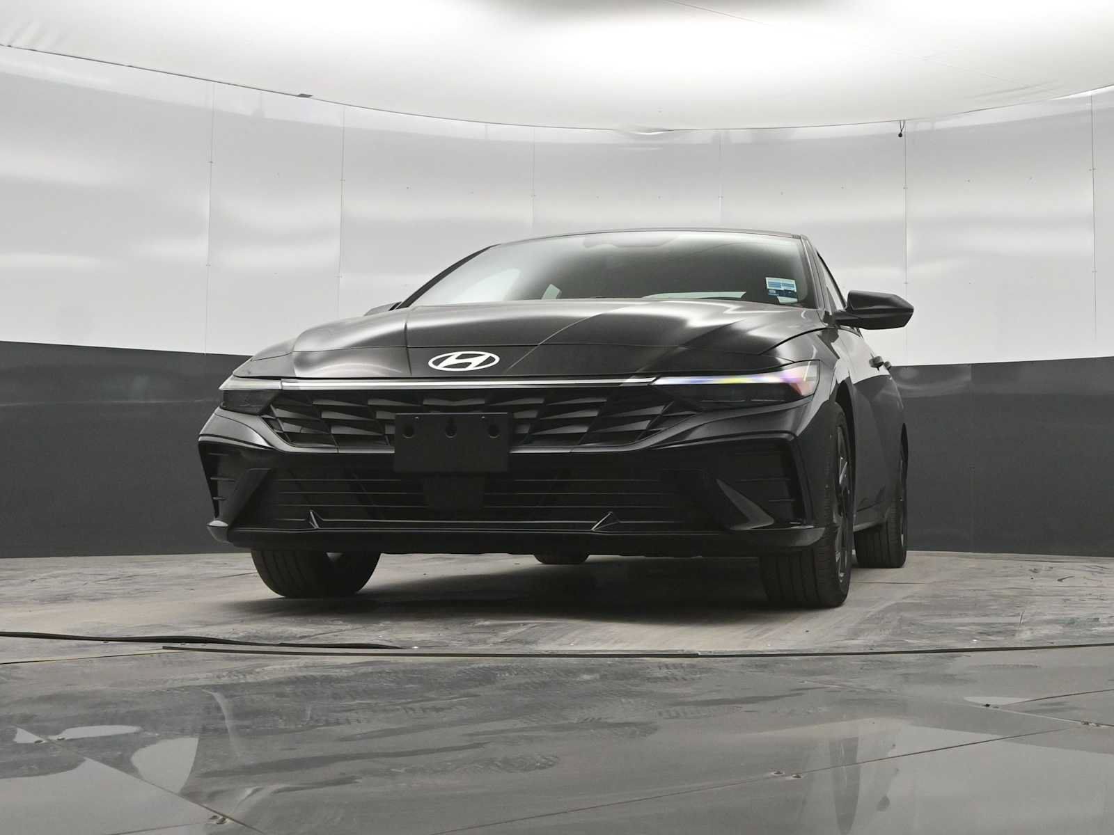 New 2026 Hyundai Elantra SEL Sport Premium FWD image 32