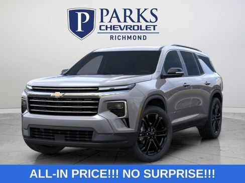New 2027 Chevrolet Traverse LT w/ Driver Confidence Package FWD image 4
