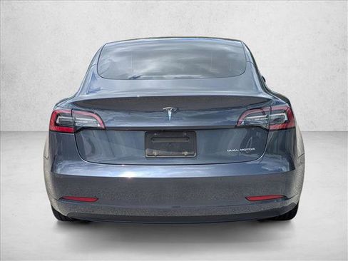 Used 2022 Tesla Model 3 Long Range AWD/4WD image 6