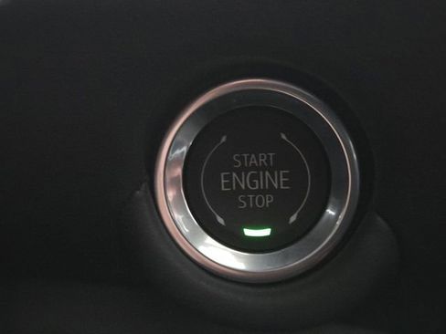 New 2026 Chevrolet Suburban High Country image 17