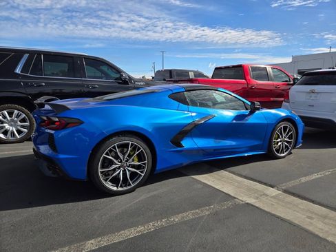 Used 2024 Chevrolet Corvette Stingray Coupe w/ Z51 Performance Package RWD image 2