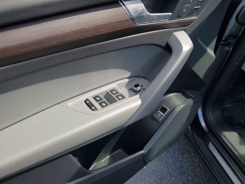 Used 2024 Audi Q5 2.0T Premium AWD/4WD image 11