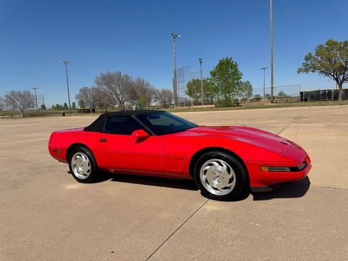 Used 1995 Chevrolet Corvette Convertible RWD image 41