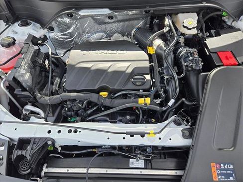 New 2026 Chevrolet Trax RS w/ Sunroof Package image 18