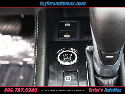 Used 2024 Nissan Kicks SV image 16