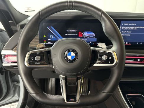 Used 2025 BMW 740i xDrive image 14