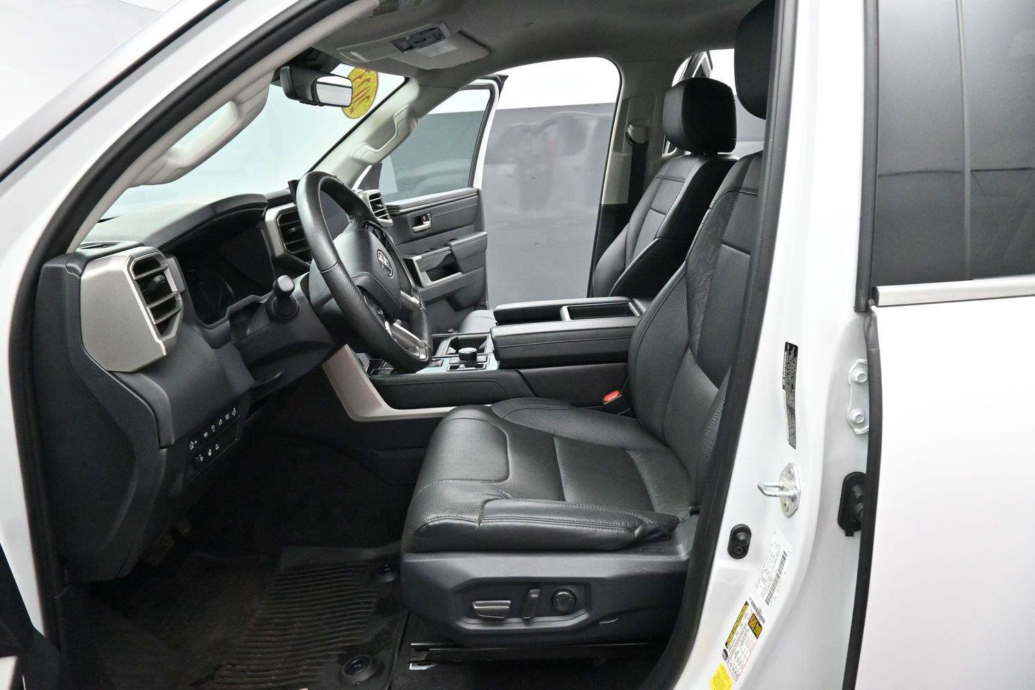 Used 2023 Toyota Tundra Limited AWD/4WD image 13
