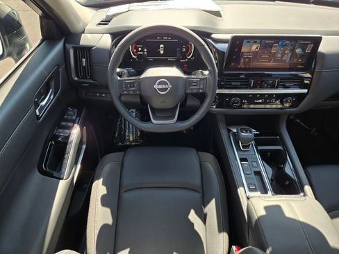 New 2026 Nissan Pathfinder SL FWD image 8