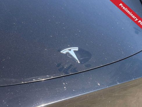 Used 2022 Tesla Model Y Long Range AWD/4WD image 5