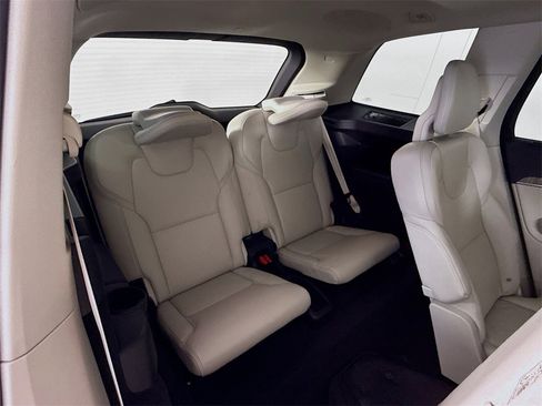 Used 2021 Volvo XC90 T6 Inscription w/ Advanced Package image 29