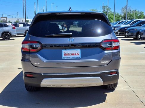 Used 2025 Honda Pilot EX-L image 6