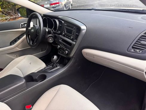 Used 2013 Kia Optima LX image 23