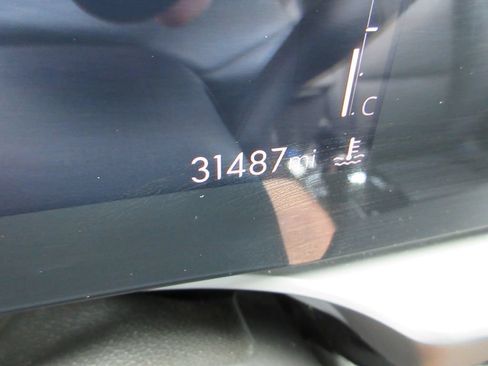 Used 2024 Buick Envista Sport Touring w/ Convenience I Package FWD image 29