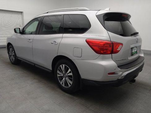 Used 2020 Nissan Pathfinder S image 5