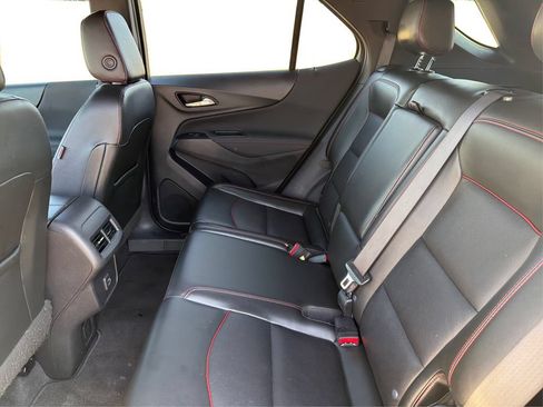 Used 2022 Chevrolet Equinox RS w/ RS Leather Package FWD image 11