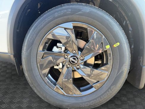 New 2026 Nissan Rogue SV w/ Cold Weather Package image 20