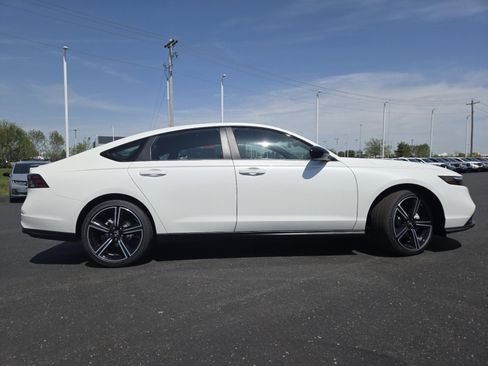 New 2026 Honda Accord Sport image 17