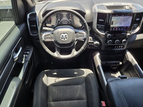 Used 2019 RAM 1500 Big Horn AWD/4WD image 9