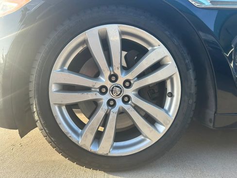 Used 2011 Jaguar XJ L RWD image 32